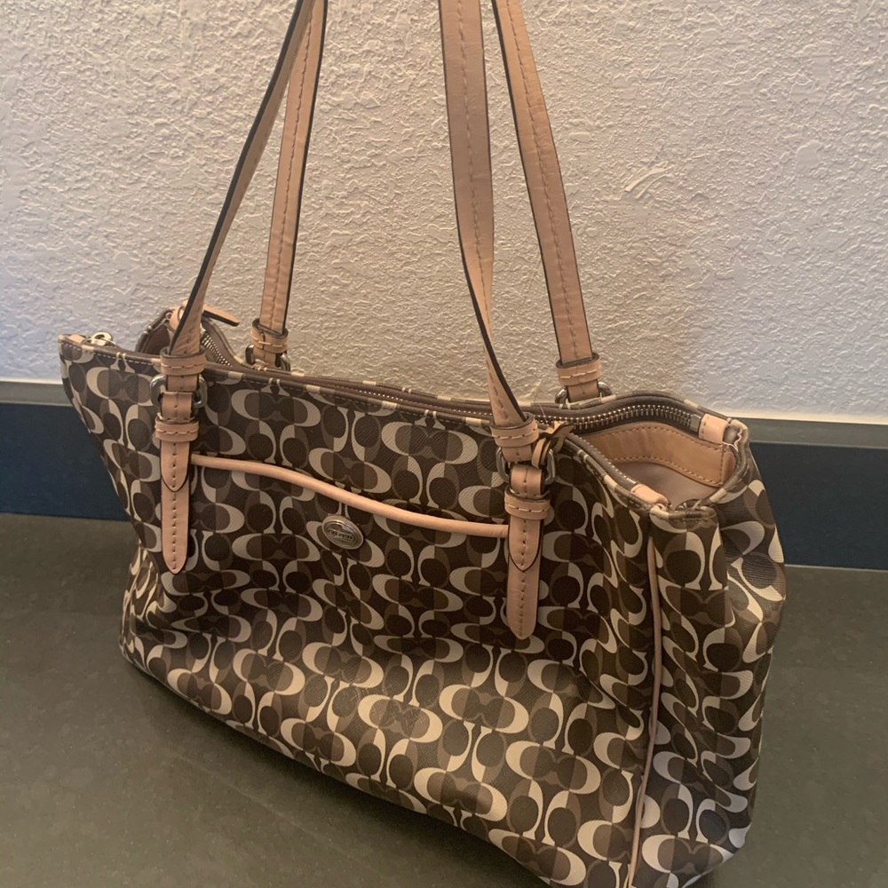 Coach Purse - Picture 2 of 6